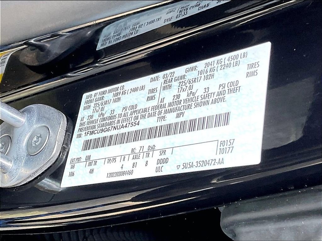 Used 2022 Black Ford SE image 33