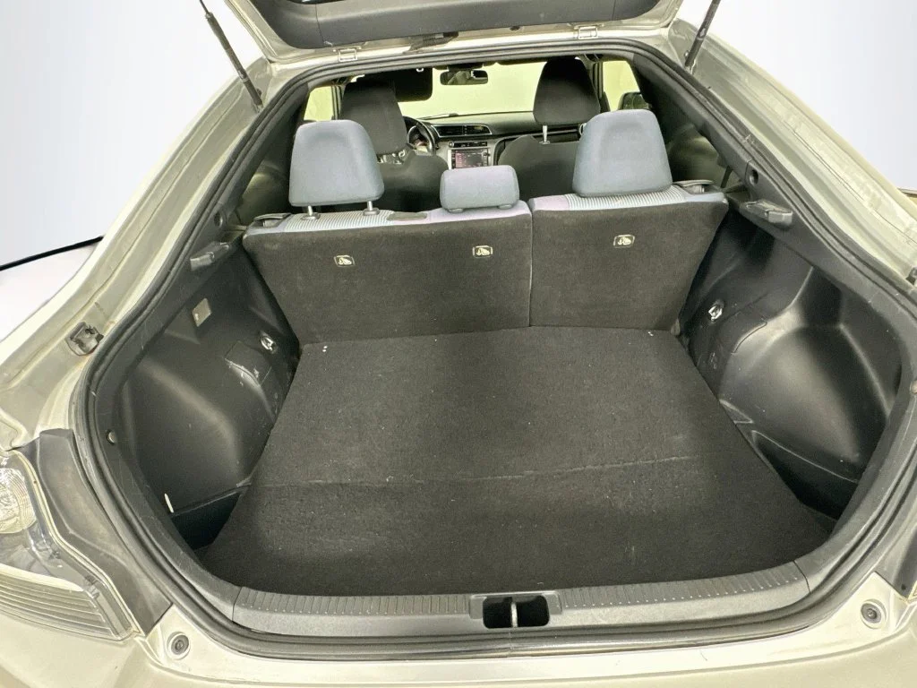 Used 2014 Classic Silver Metallic Scion Base image 28