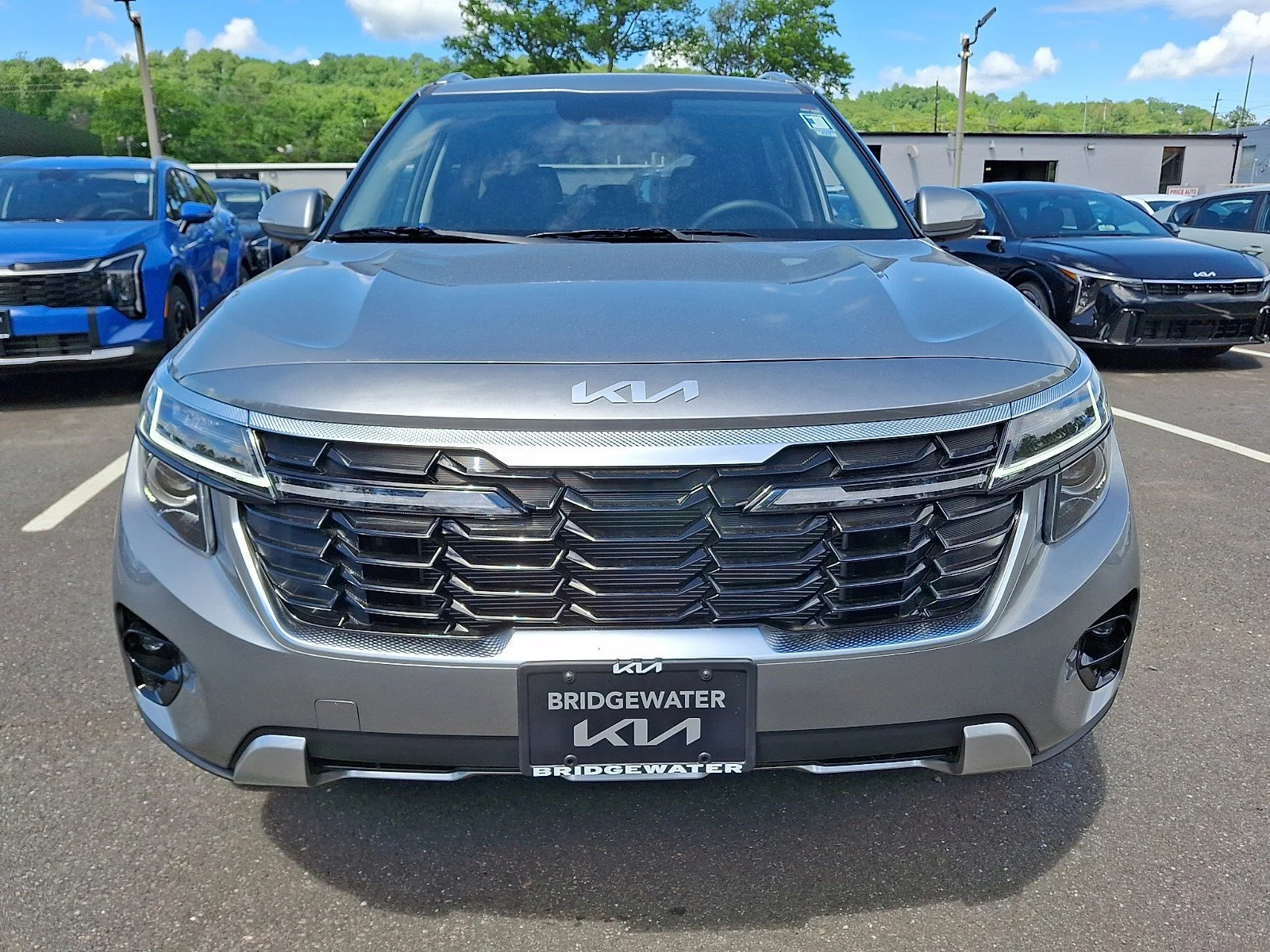 New 2026 Steel Gray Kia S image 2