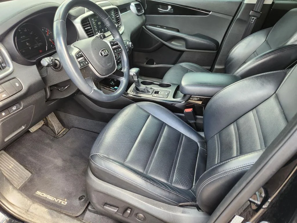 Used 2020 Black Kia EX image 13