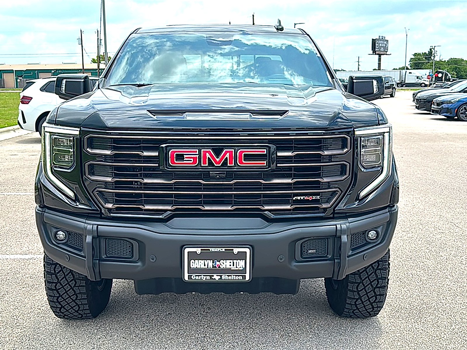 Used 2026 Onyx Black GMC Crew Cab, Short Bed, AT4X, 4WD image 11