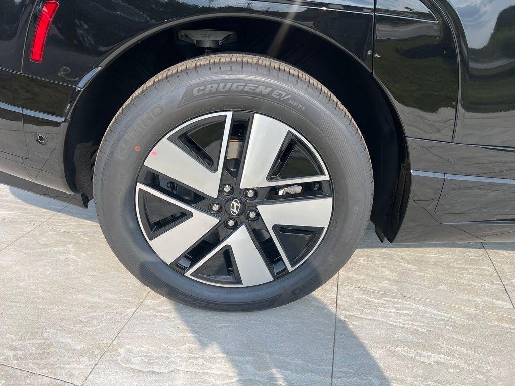 2026 Hyundai IONIQ 9 SEL - Photo 11