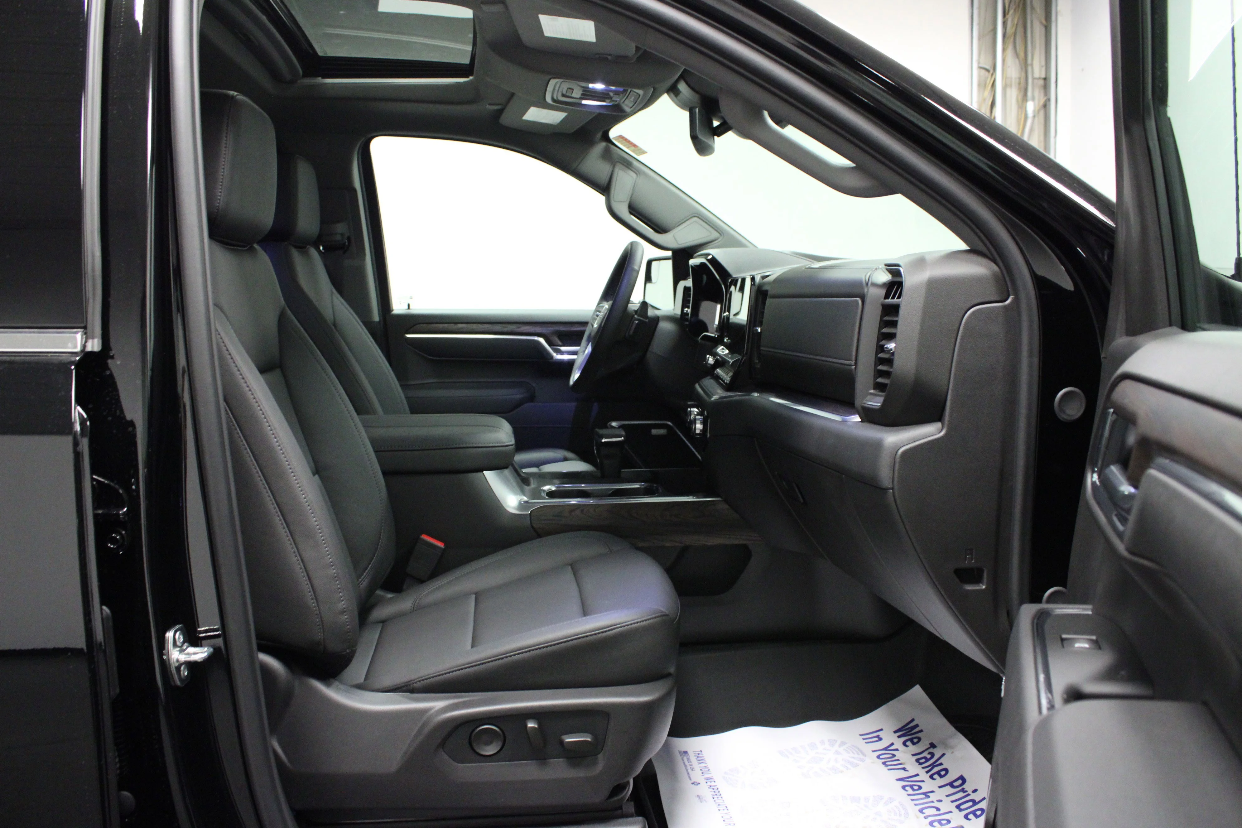 New 2026 Onyx Black GMC SLT image 16