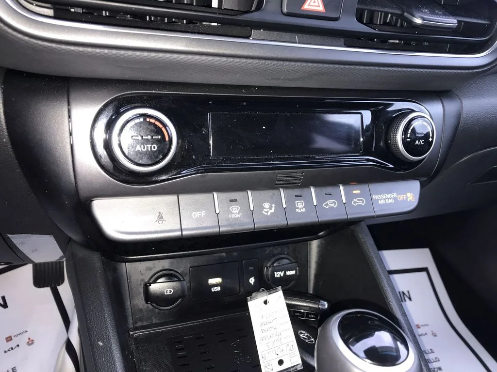 Used 2023 Silver Hyundai Limited image 19