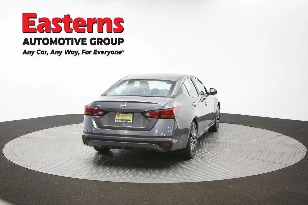 Used 2025 Gray Nissan 2.5 SV image 42