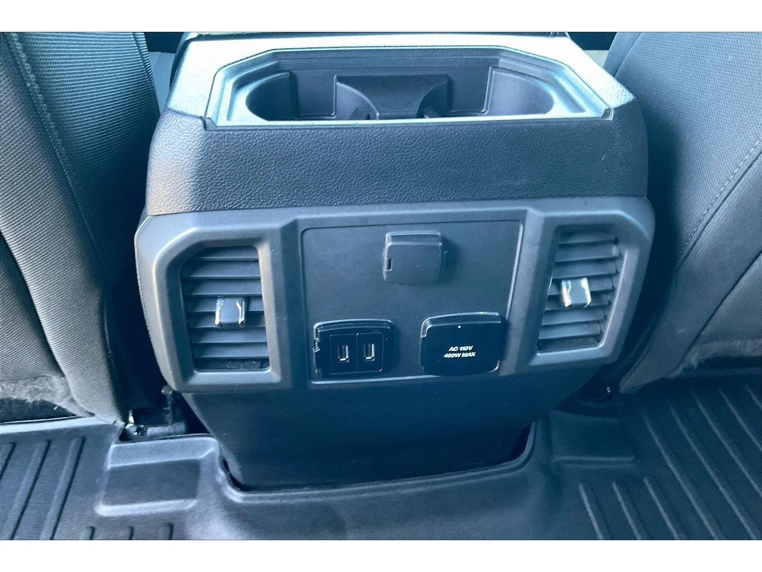 Used 2018 Gray Ford XL image 23