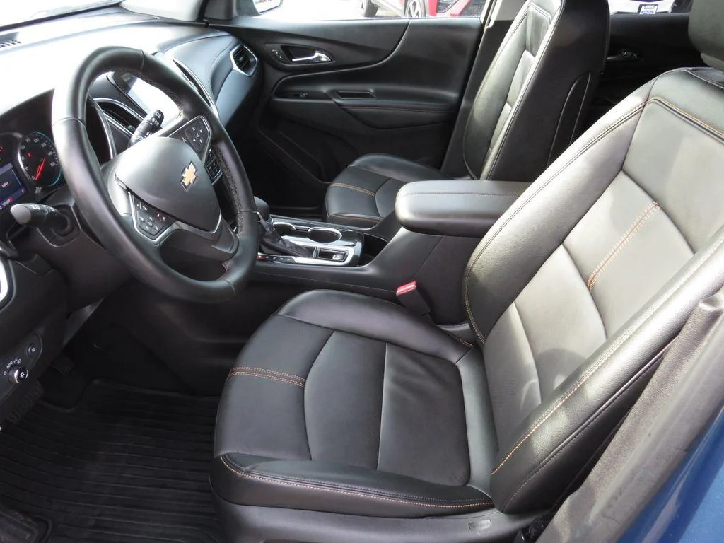 Used 2024 Lakeshore Blue Metallic Chevrolet Premier image 18
