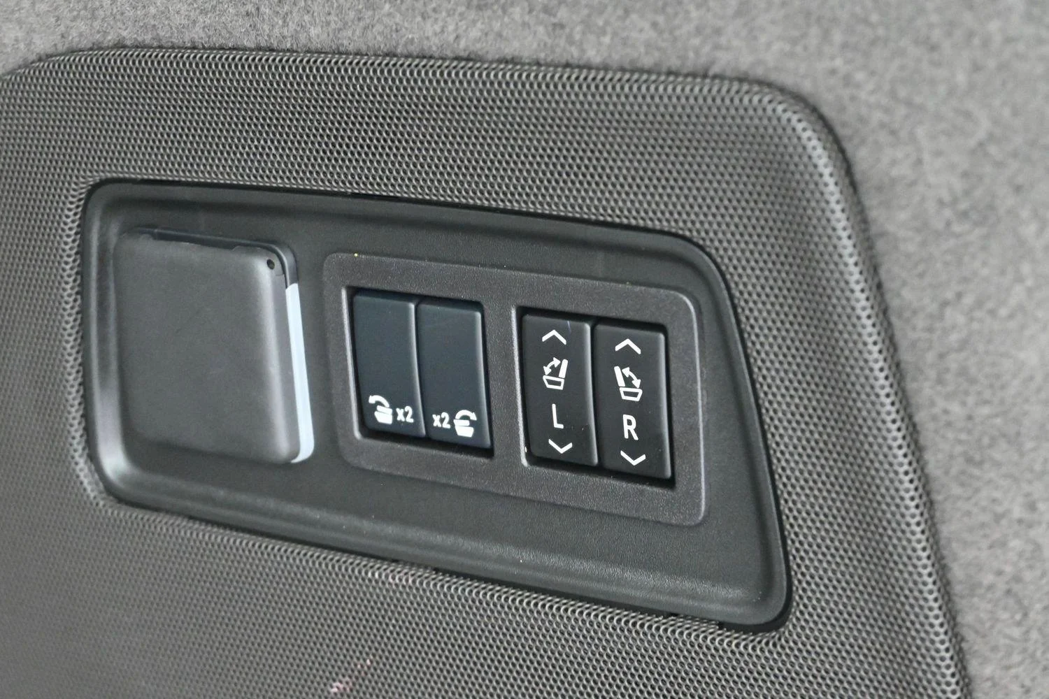 Certified Used 2025 Black Raven Cadillac Premium Luxury image 10