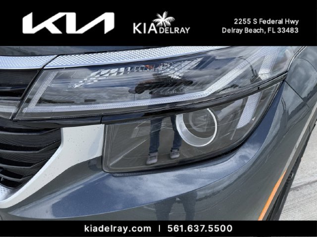 New 2026 Gravity Gray Kia EX image 6