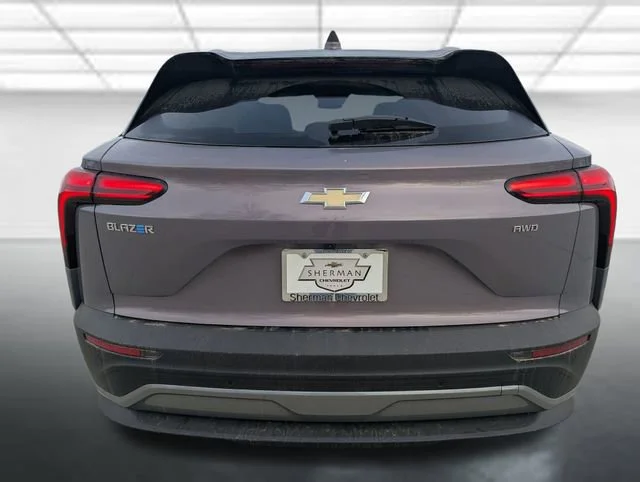 New 2026 Galaxy Gray Metallic Chevrolet LT image 27