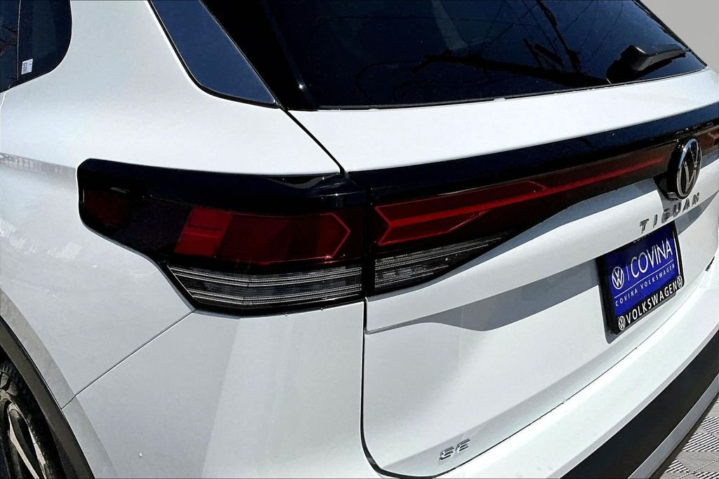 New 2026 White Volkswagen 2.0T SE image 23