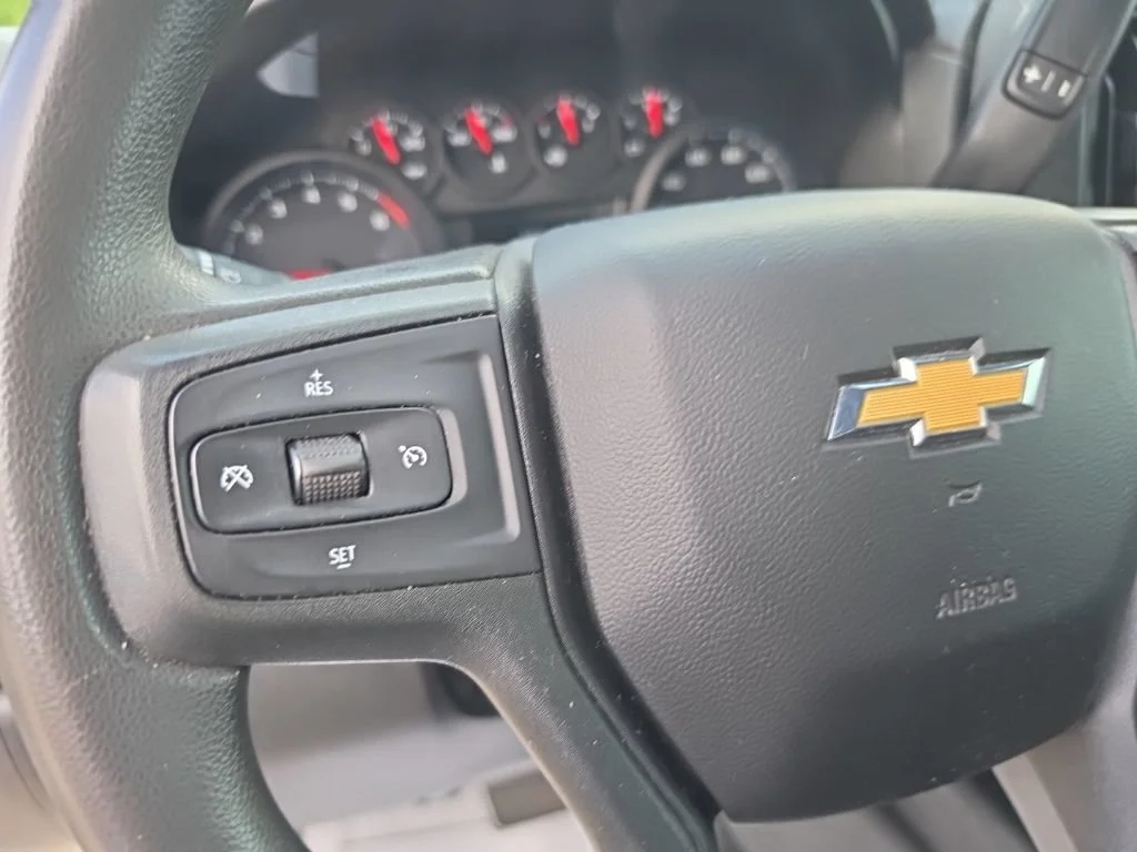 Used 2022 Summit White Chevrolet WT image 13