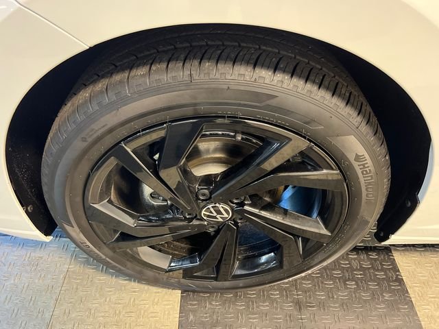 New 2026 White Volkswagen 1.5T SE image 8