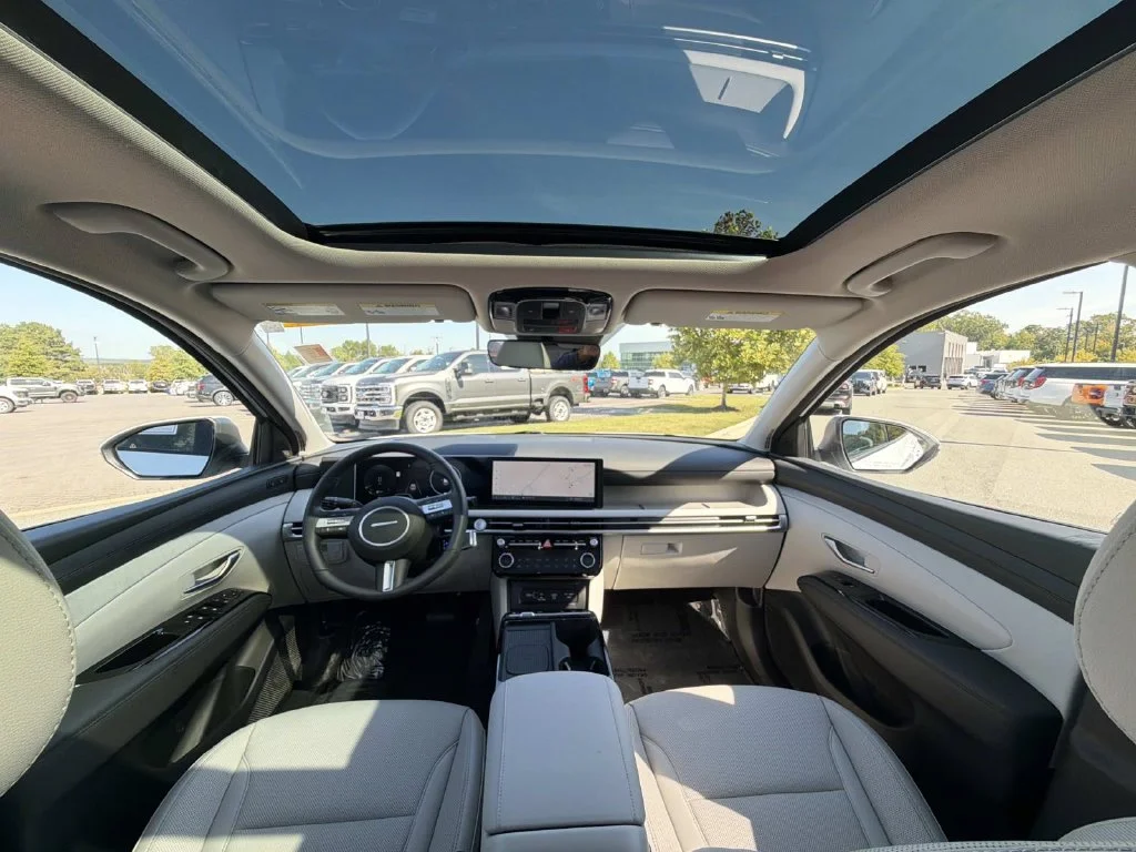 Used 2026 White Hyundai Limited image 27