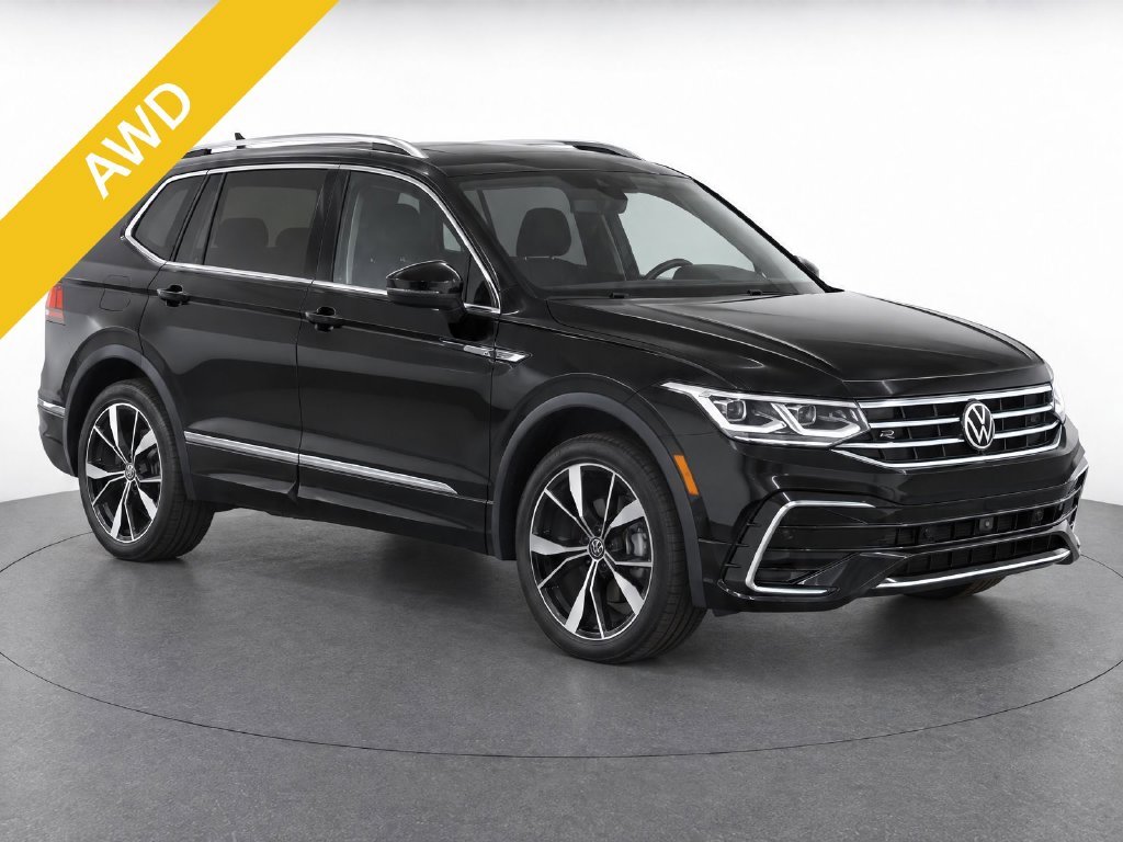 Used 2024 Black Volkswagen 2.0T SEL R-Line image 2