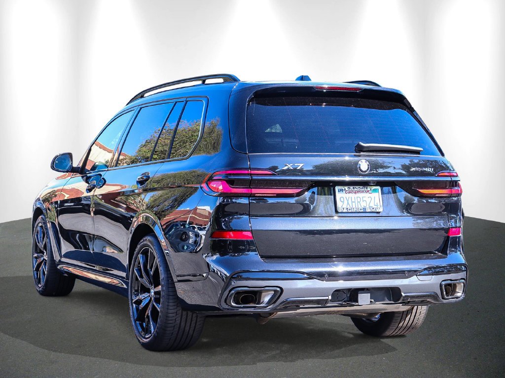 2026 BMW X7 photo 4