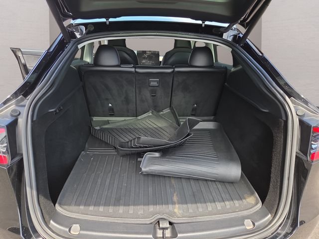 Used 2024 Solid Black Tesla Long Range image 32