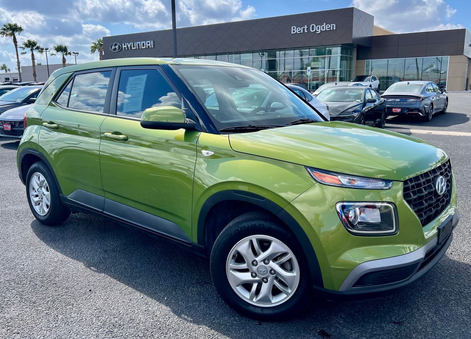 2022 Hyundai Venue SE