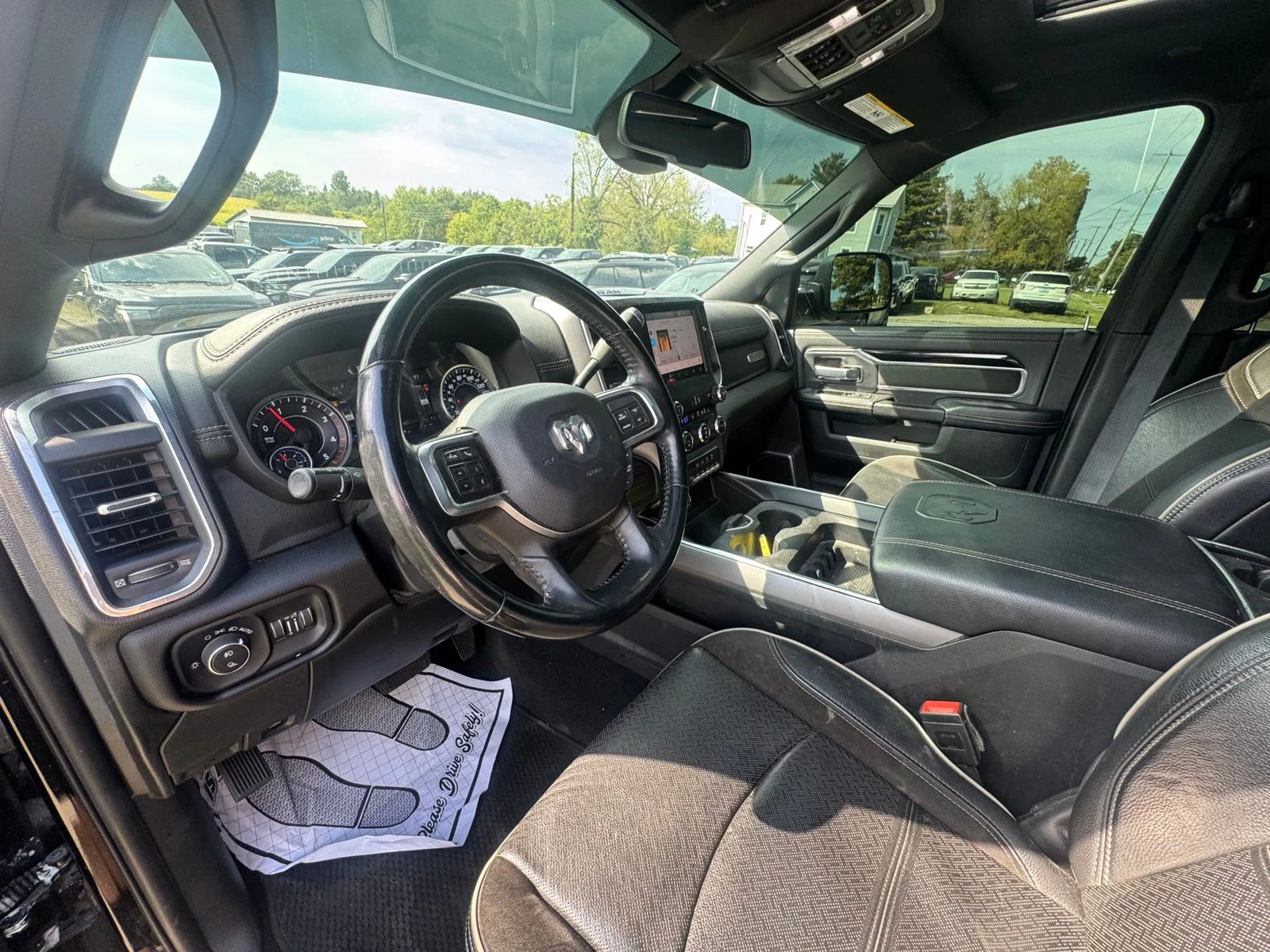 Used 2022 Black Ram Laramie image 16