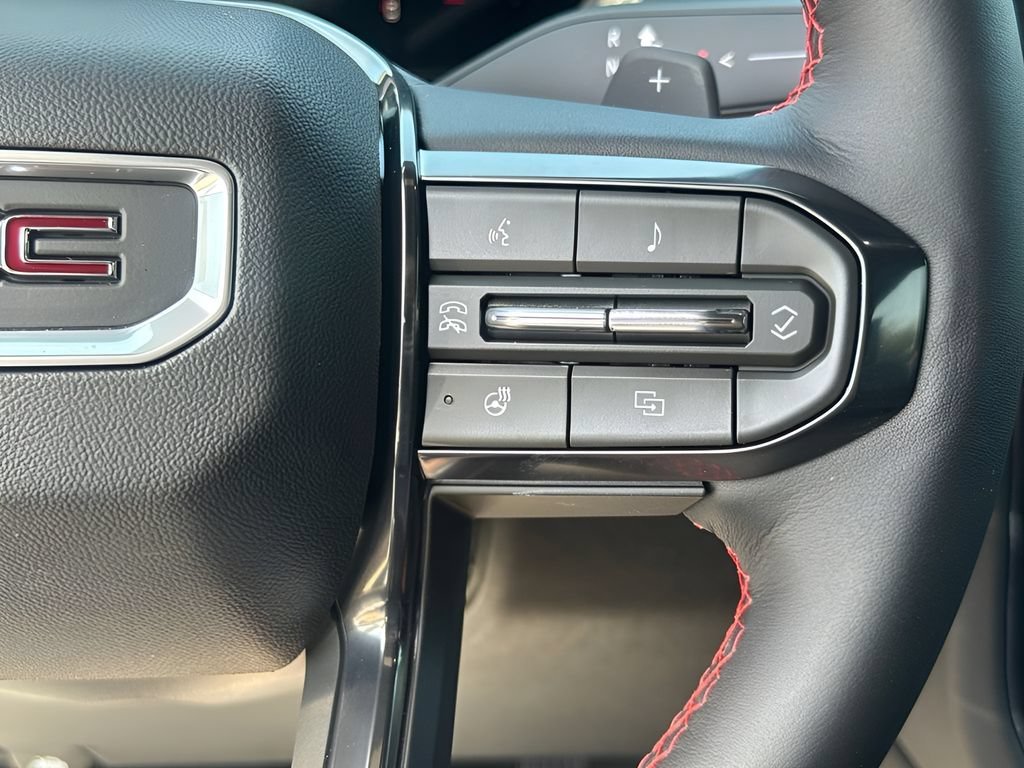 2026 GMC Yukon AT4 Ultimate - Photo 12