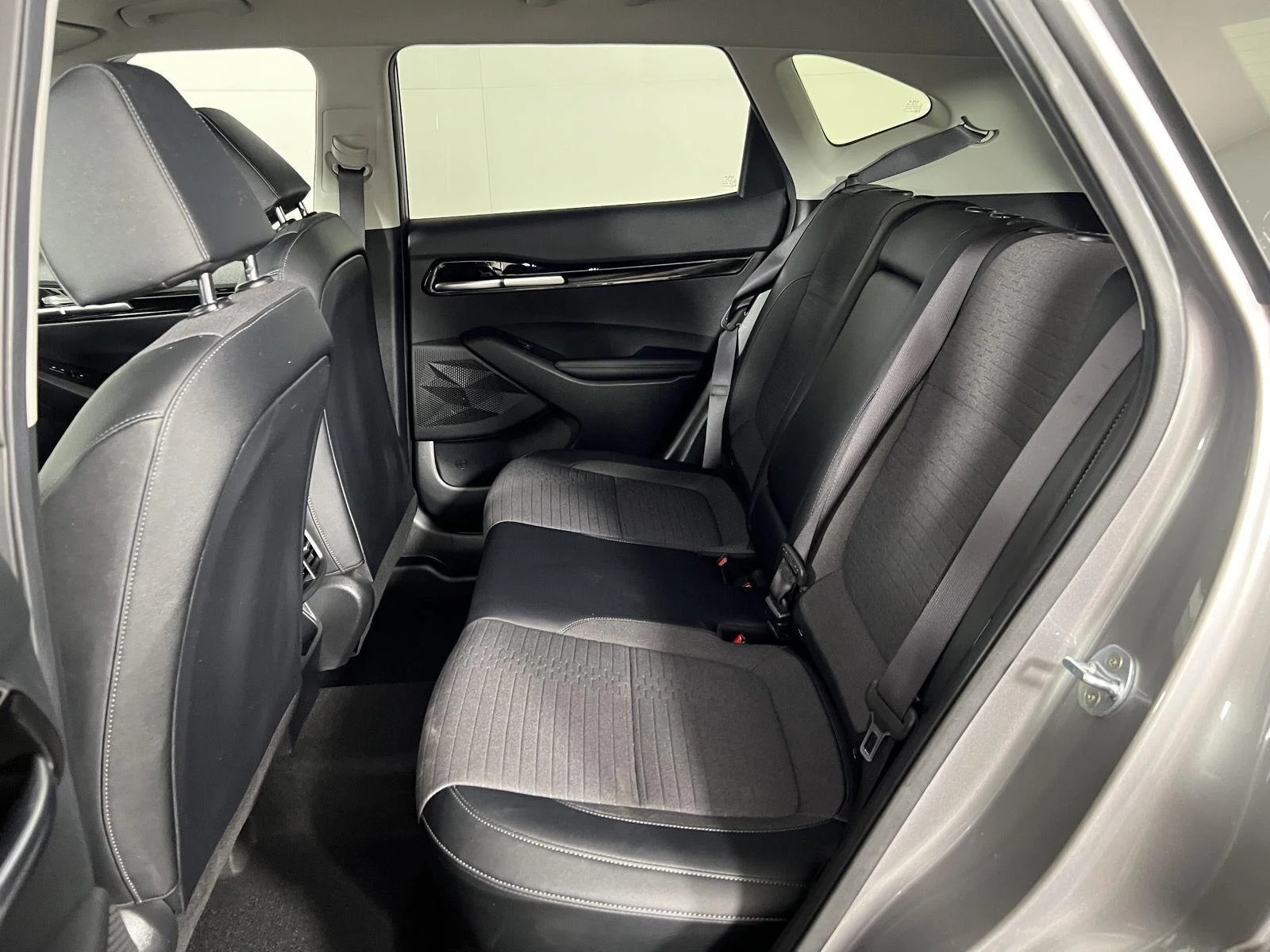 Used 2022 Gy Kia S image 35