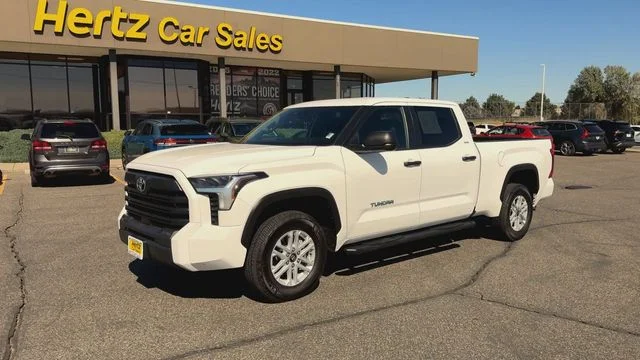 Used 2025 White Toyota SR5 image 4