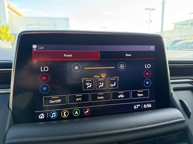 Used 2021  Chevrolet High Country image 26