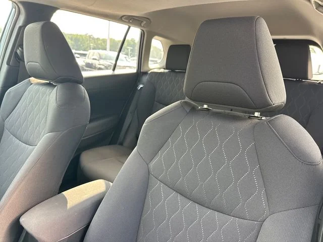 Used 2024  Toyota LE image 18