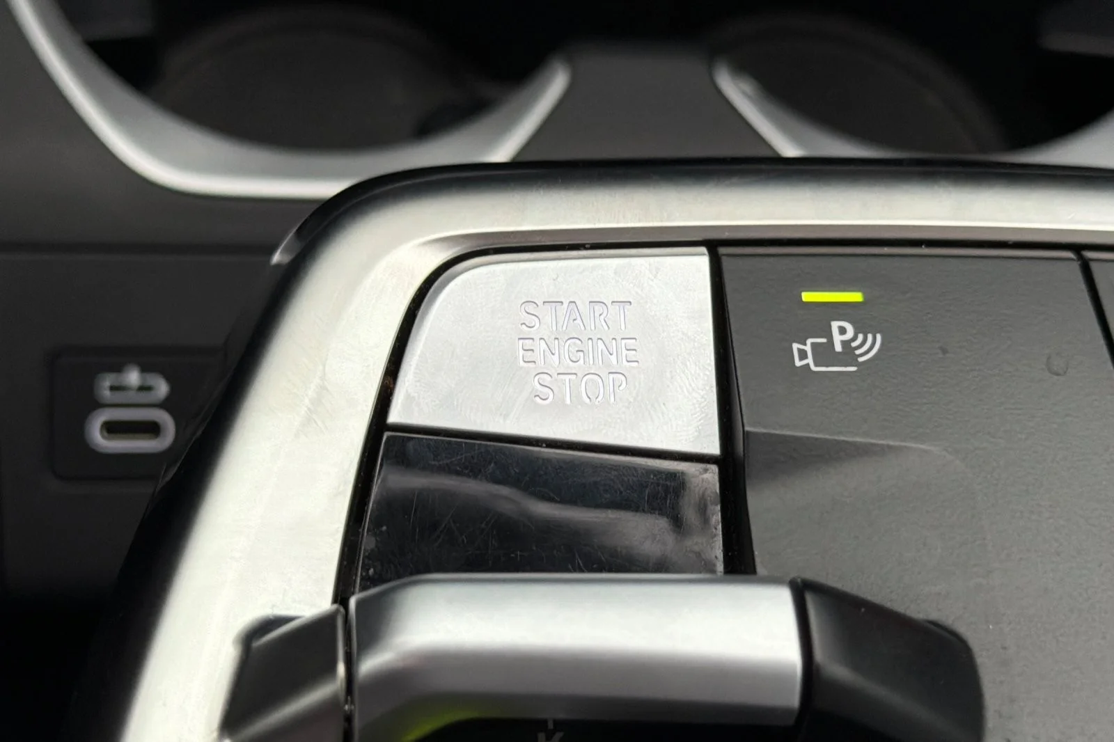 Used 2025 Alpine White BMW xDrive28i image 21