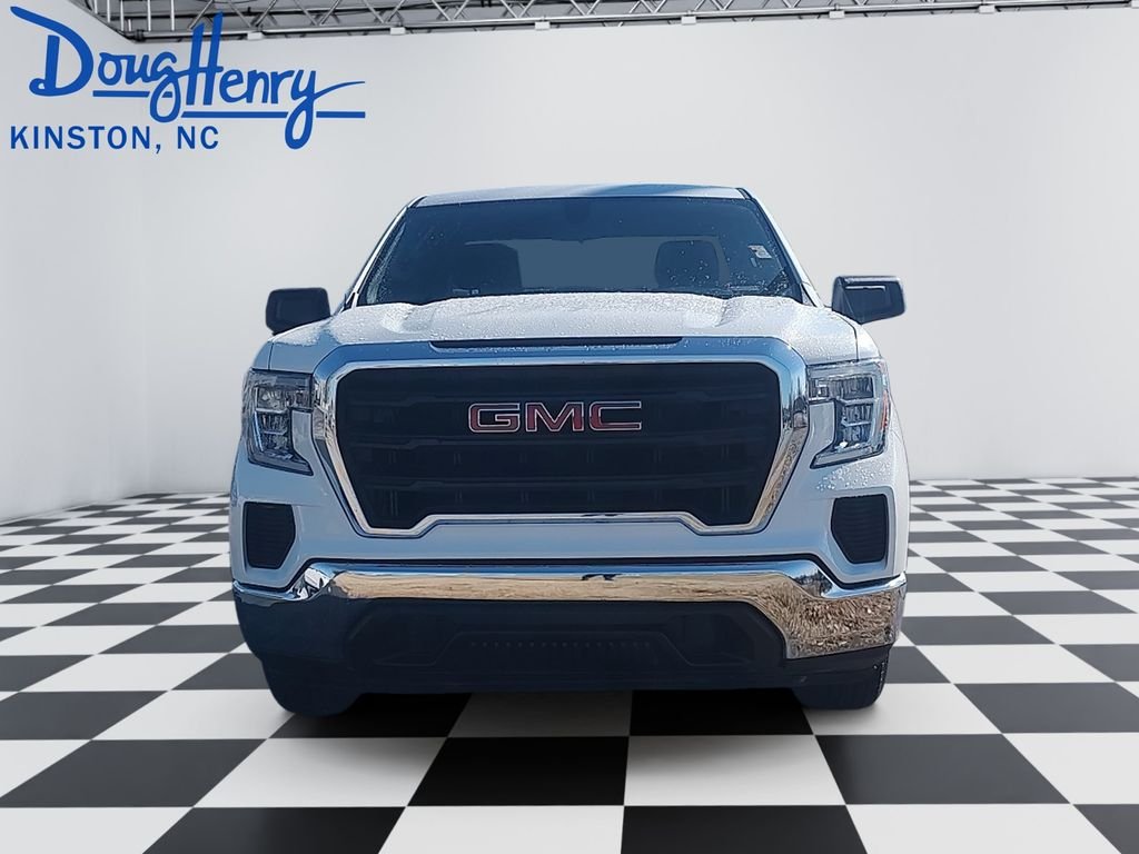 Used 2021 White GMC Base image 8