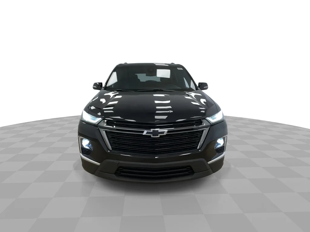 Used 2023 Mosaic Black Metallic Chevrolet LT Cloth image 4