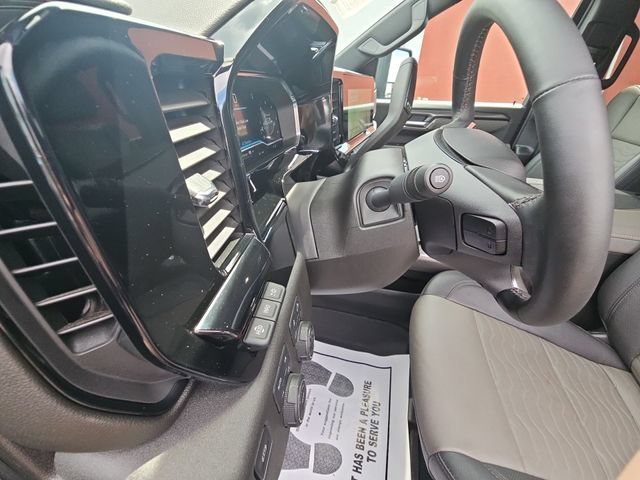 Used 2025 Cypress Gray Chevrolet ZR2 image 11