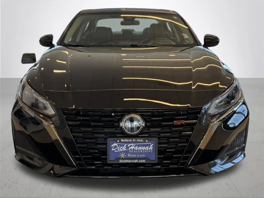 Used 2024 Black Nissan 2.5 SR image 3