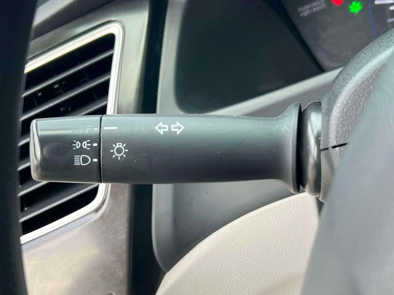 Used 2013 Blue Honda LX image 26