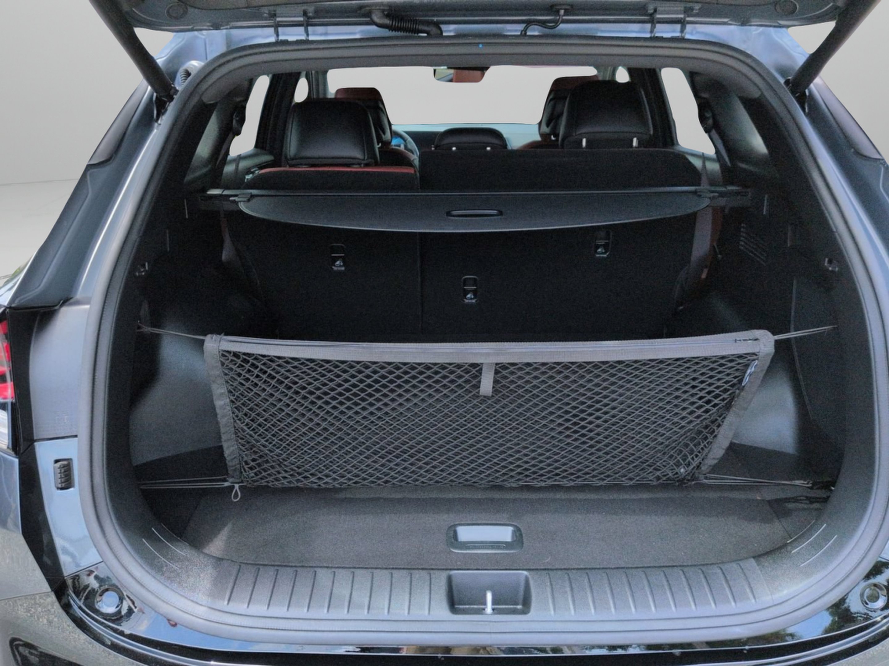 Certified Used 2025 Gravity Gray Kia SX-Prestige image 17