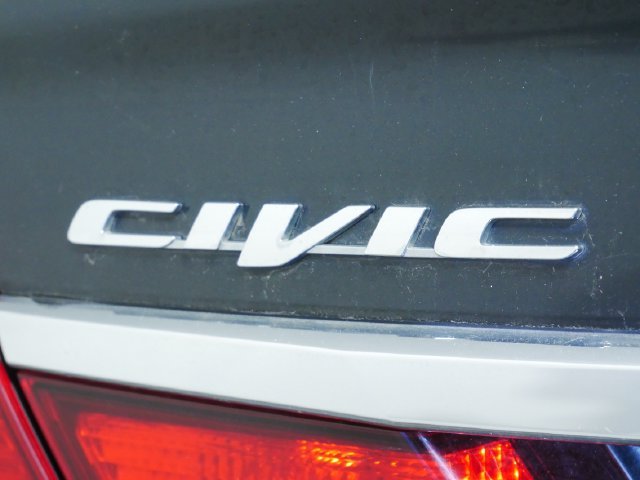Used 2013 Black Honda LX image 9