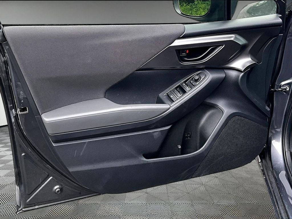 Used 2025 Magnetite Gray Metallic Subaru Base image 9