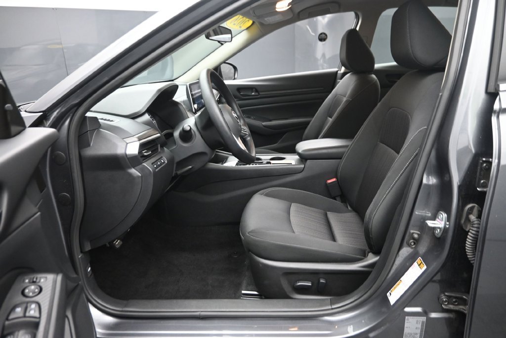 Used 2026 Gray Nissan 2.5 SV image 17