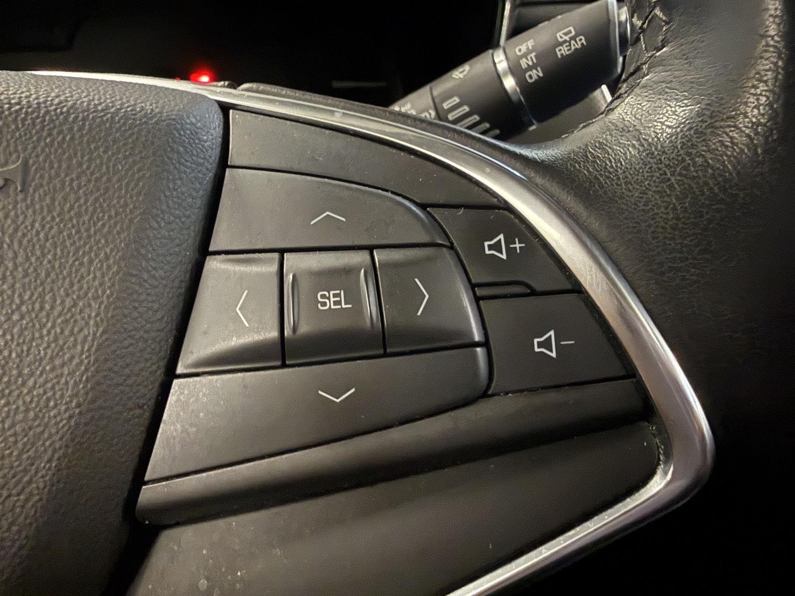 Used 2019 BLACK CADILLAC PREMLUX image 13