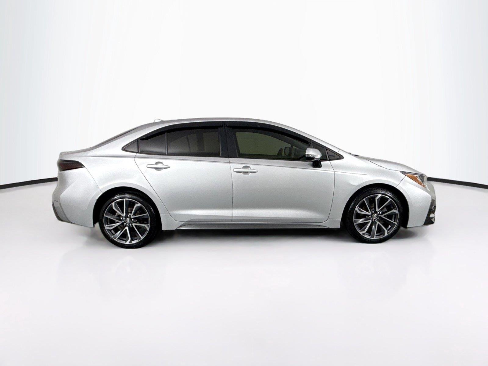 Certified Used 2022 Classic Silver Metallic Toyota SE image 9
