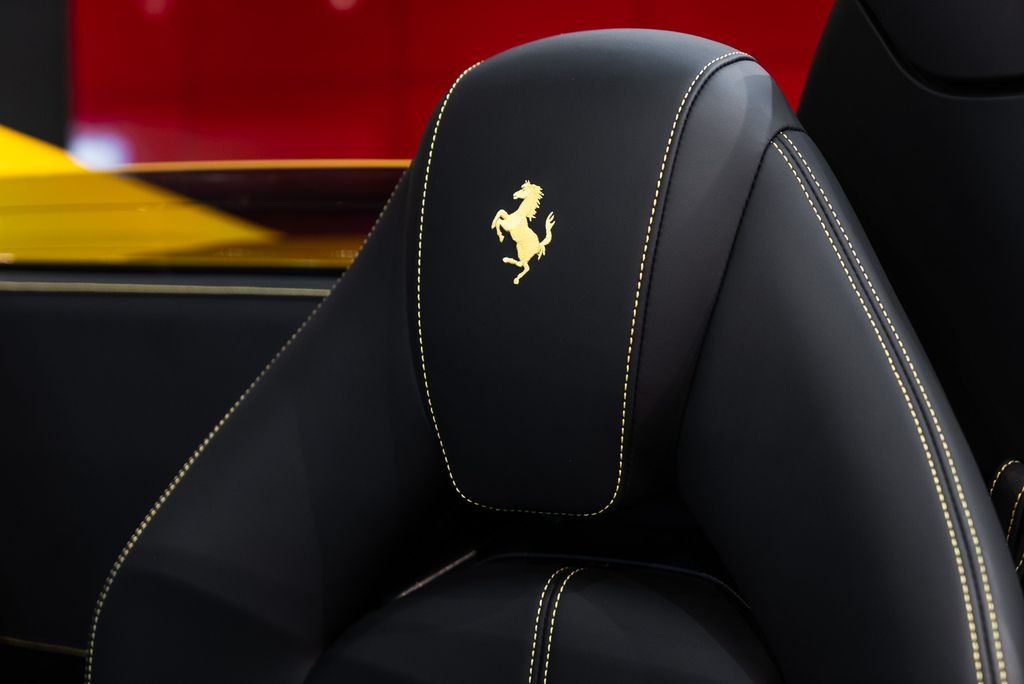Certified Used 2023 Giallo Triplo Strato Ferrari Base image 6