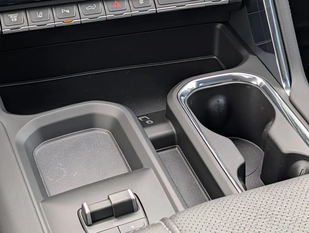 2026 GMC Sierra 3500HD Denali - Photo 12