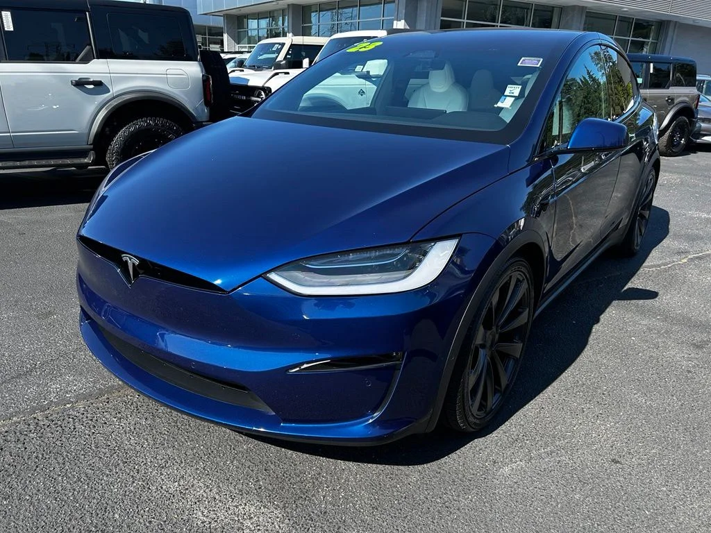 Used 2023 Deep Blue Metallic Tesla Standard Range image 2