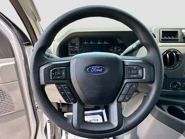 New 2025 Oxford White Ford KNAPHEIDE KUV129D20L image 7