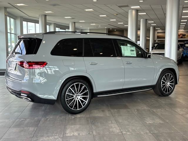 2025 Mercedes-Benz GLS Base - Photo 31