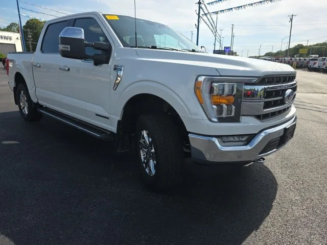 Used 2021 White Metallic Ford Lariat image 3