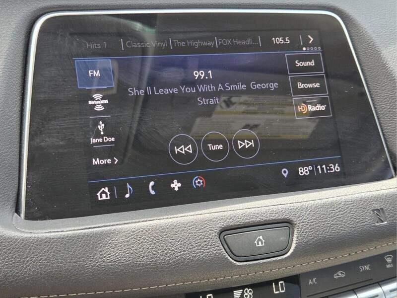 Used 2019 Atlantic Metallic CADILLAC FWD 4DR LUXURY image 28