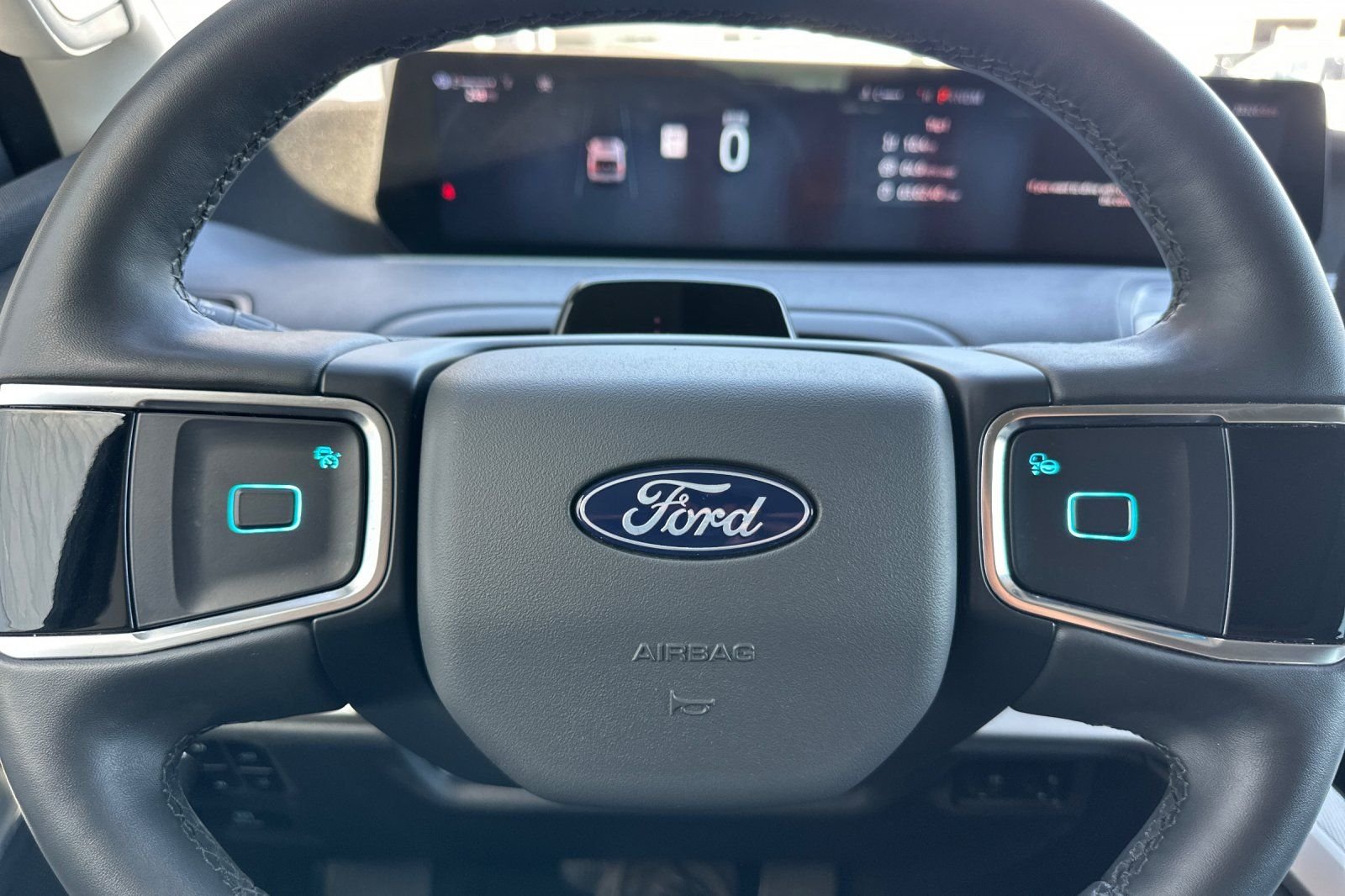 Used 2025 Gray Ford Active image 25