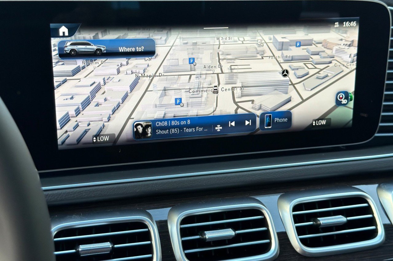 New 2026 Cirrus Silver Metallic Mercedes-Benz GLS 450 4MATIC® SUV image 19