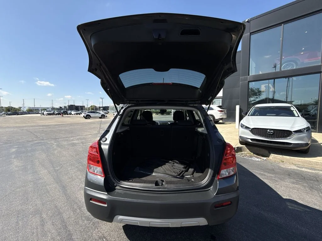 Used 2016 Gray Chevrolet LT image 22